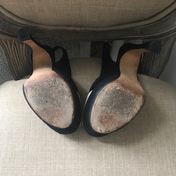 Yves Saint Laurent (YSL) Suede Platform Heels - Picture 7 of 8